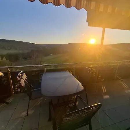Appartamento Rhoenblick- Ruhig Und Mit Traumhafter Aussicht