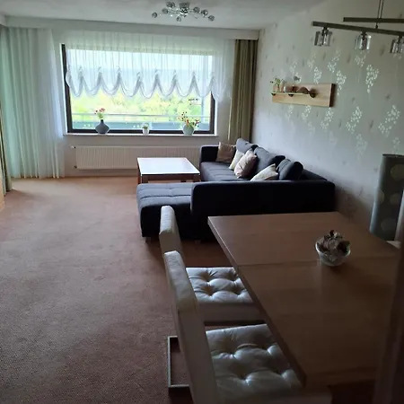 Rhoenblick- Ruhig Und Mit Traumhafter Aussicht Appartamento